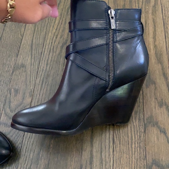 Frye wedge ankle boots 8.5 - Picture 6 of 13